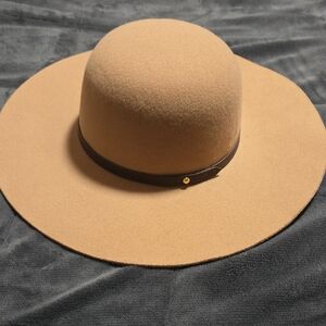 Elegant Tan Wide-Brim Hat